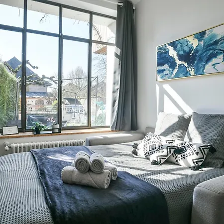 Maison Du Bonheur,