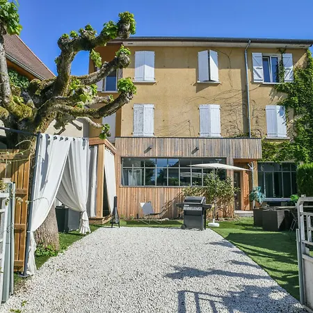 Maison Du Bonheur, *